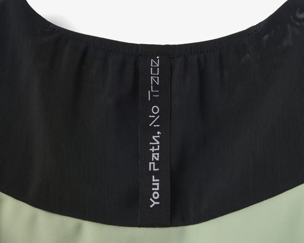 Nnormal Trail Crop Top 02 - Mujer