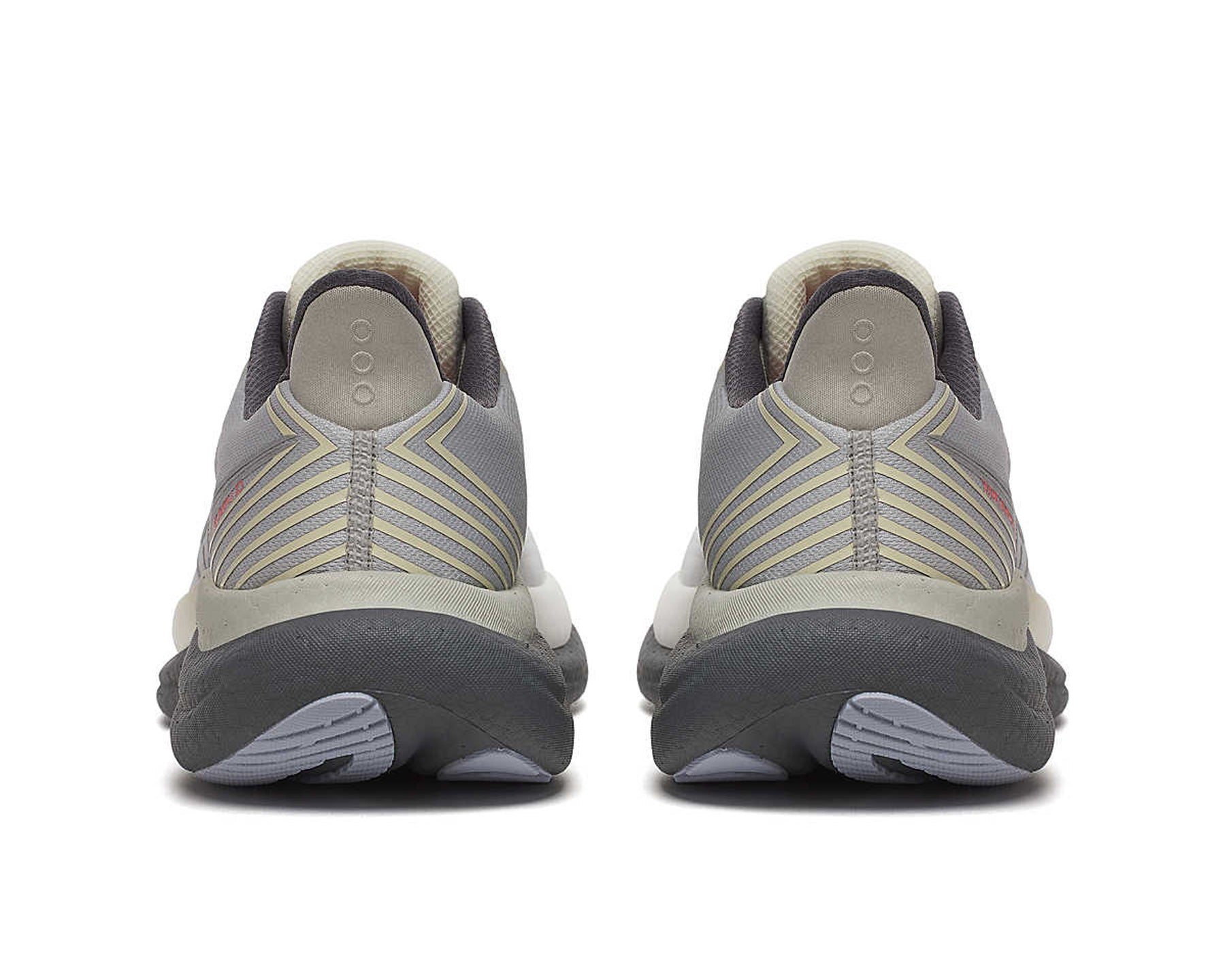 SAUCONY Triumph 23 - Hombre