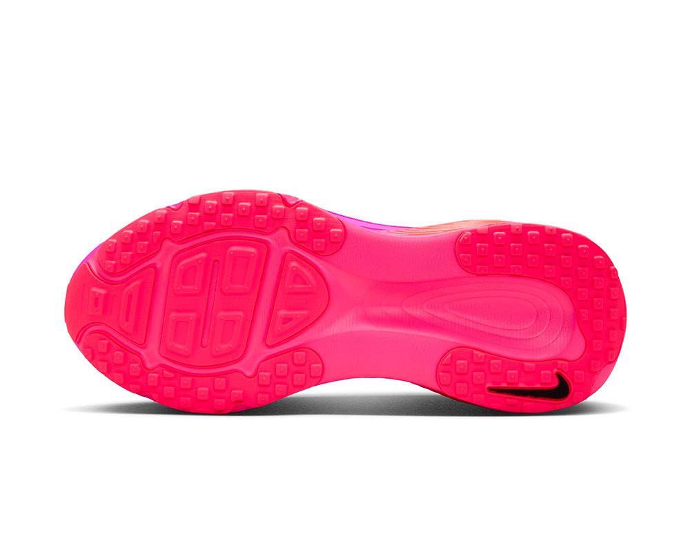 Tenis de pavimento Nike Vomero 18 Mujer