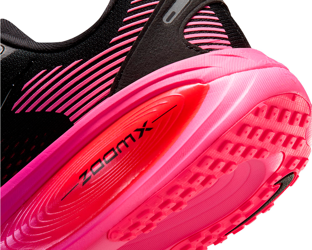 Tenis de pavimento Nike Vomero 18 Mujer