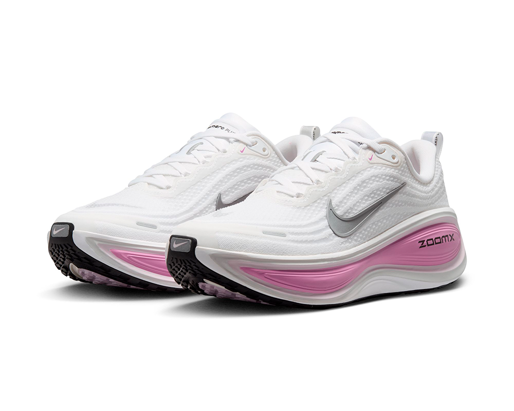 Tenis de pavimento Nike Vomero Plus para mujer
