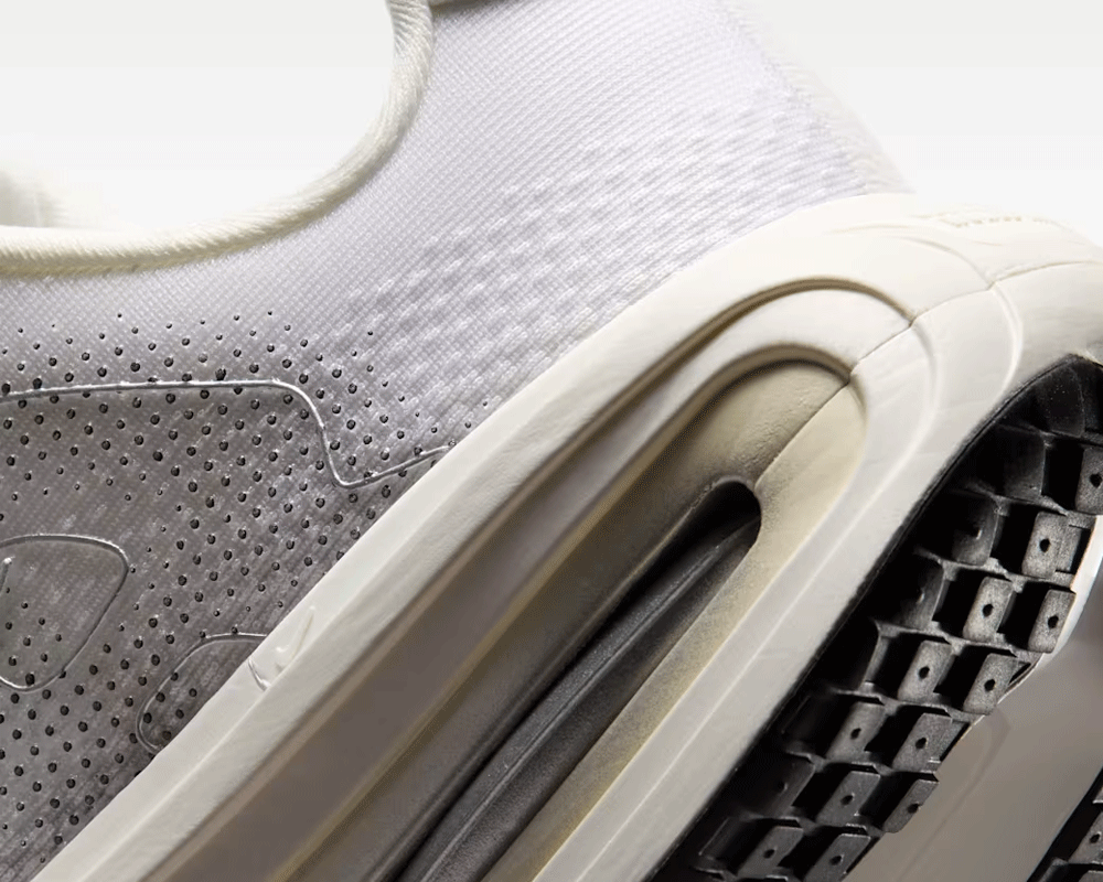 Tenis de pavimento Nike Vomero Premium Mujer
