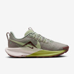 Nike Pegasus Trail 5 · Mujer