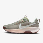 Nike Pegasus Trail 5 · Mujer