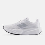 New Balance FuelCell Rebel v5 · Mujer